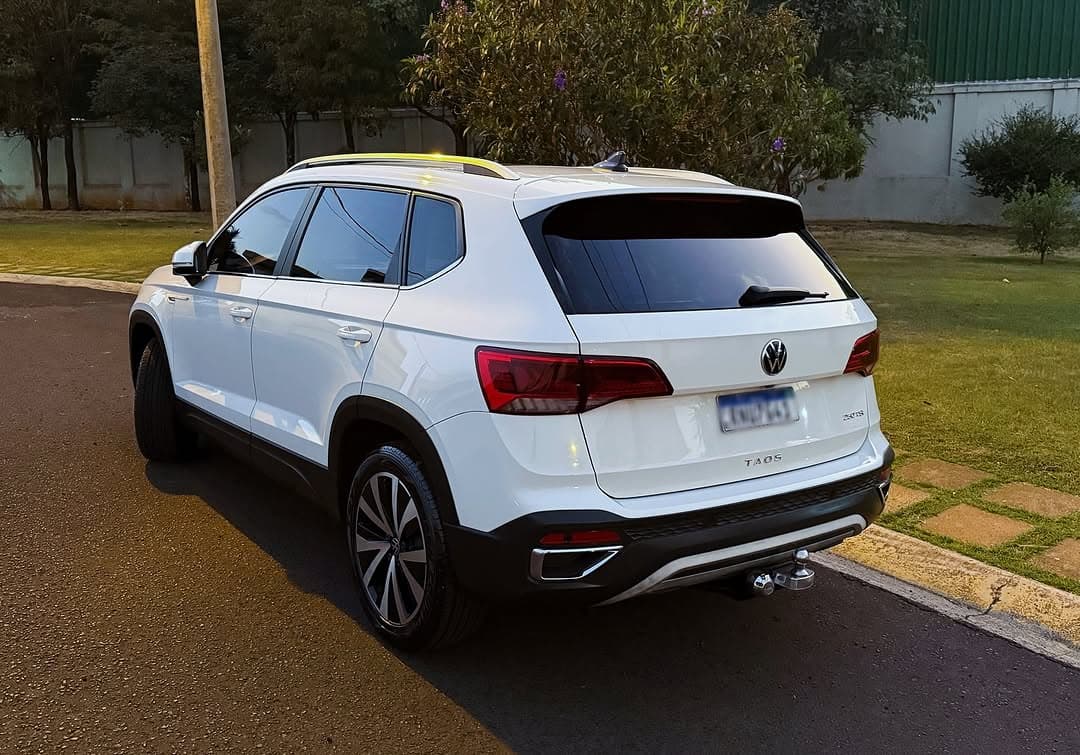 Volkswagen Taos Highline TSI 2