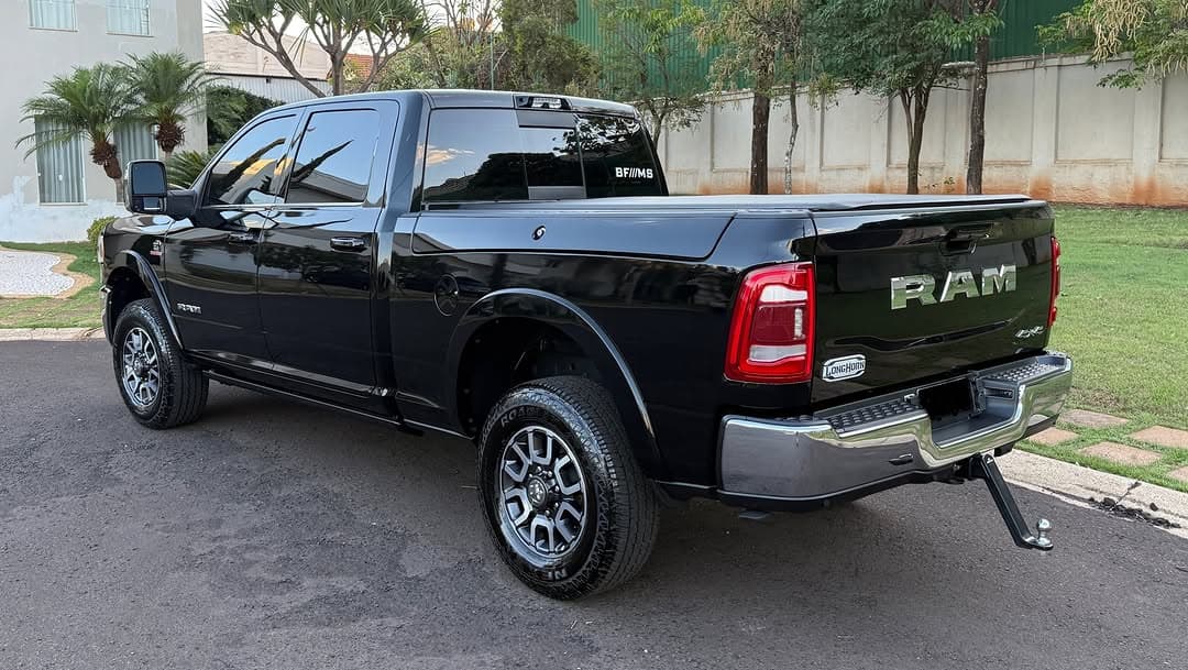 RAM 3500 LongHorn 6.7 Diesel 4x4 3